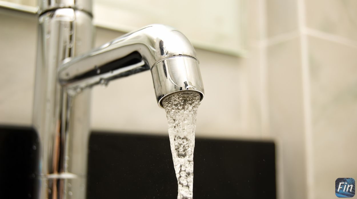 Wasserverbrauch in betrieblichen Sanitärräumen senken